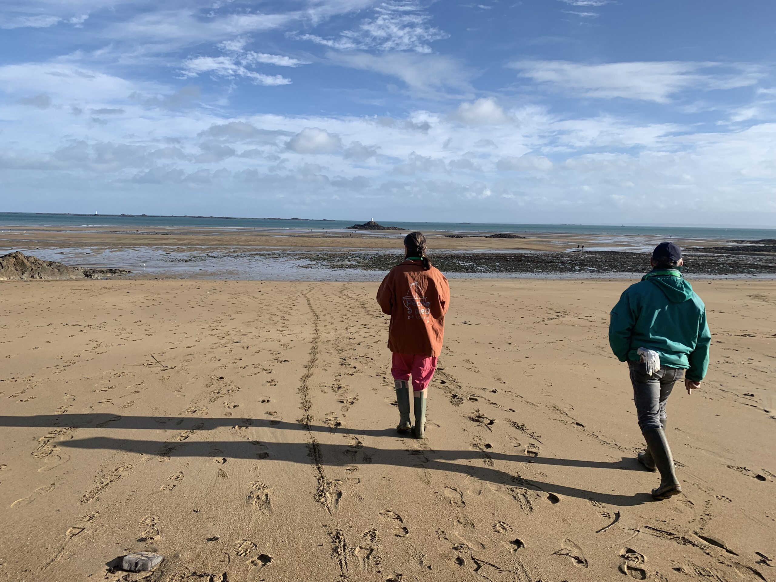 Sensibilisation des pêcheurs à pied à la plage du Moulin