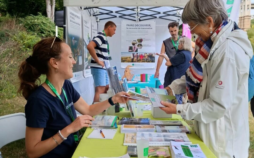 Stand « Découvrir la Réserve naturelle de la baie de Saint-Brieuc »