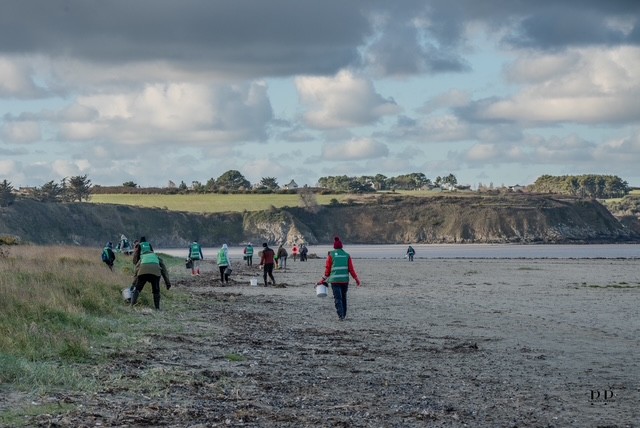 Nettoyage de la plage de Saint-Maurice